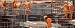 trabalhadores-construcao
